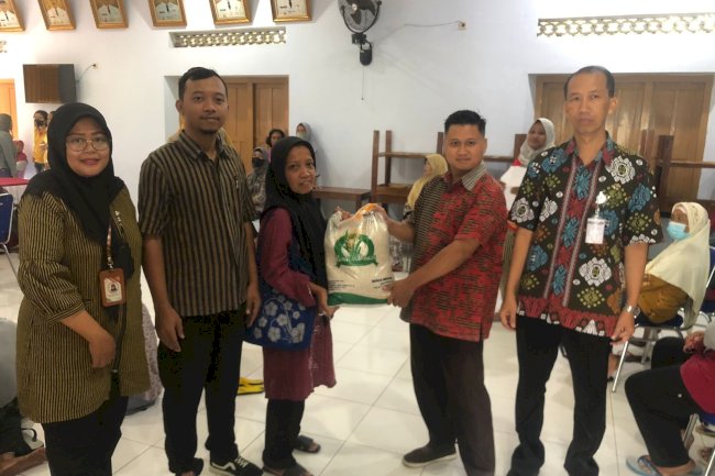 Penyaluran Bantuan pangan dari Badan Ketahanan Pangan 