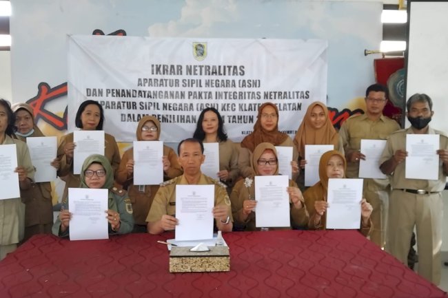 Penandatanganan dan Pembacaan Pakta Integritas ASN Kecamatan Klaten Selatan untuk PEMILU 2024