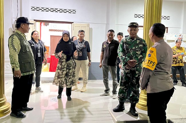 Patroli Malam Jelang Pemilu Serentak 2024, Pantau Kesiapan TPS