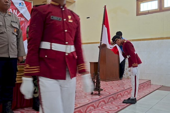 PASKIBRA KECAMATAN KLATEN SELATAN DIKUKUHKAN, CAMAT TANAMKAN SEMANGAT KEPAHLAWANAN