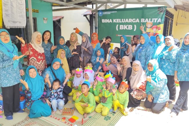 TP PKK Kabupaten Evaluasi Program, Gayamprit dan Nglinggi Raih Apresiasi