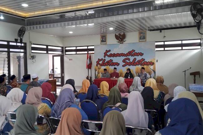 Pengajian Jumat Pagi Kecamatan Klaten Selatan Tingkatkan Keimanan Aparatur