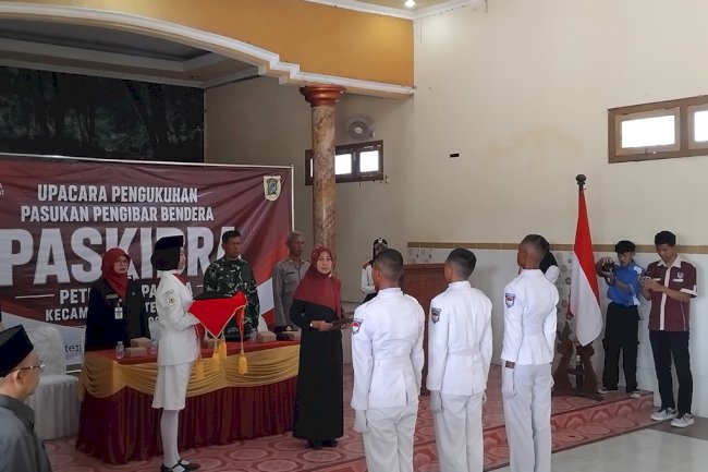 Camat Klaten Selatan Kukuhkan Paskibra Kecamatan Klaten Selatan Tahun 2026