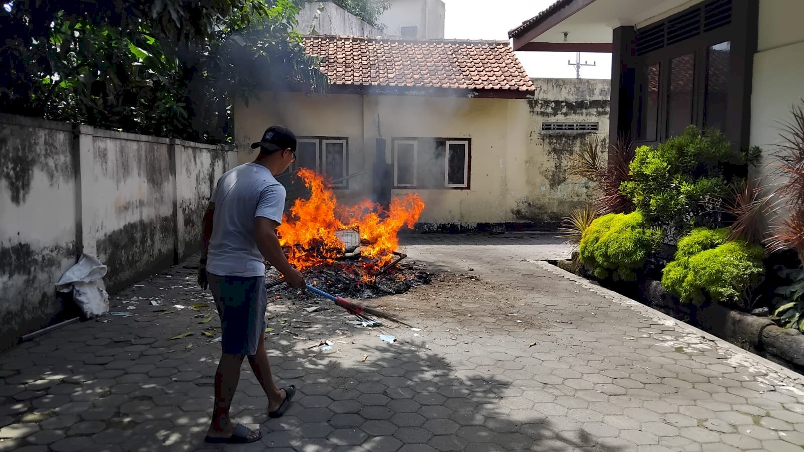 Gerakan Pemberantasan Sarang Nyamuk 