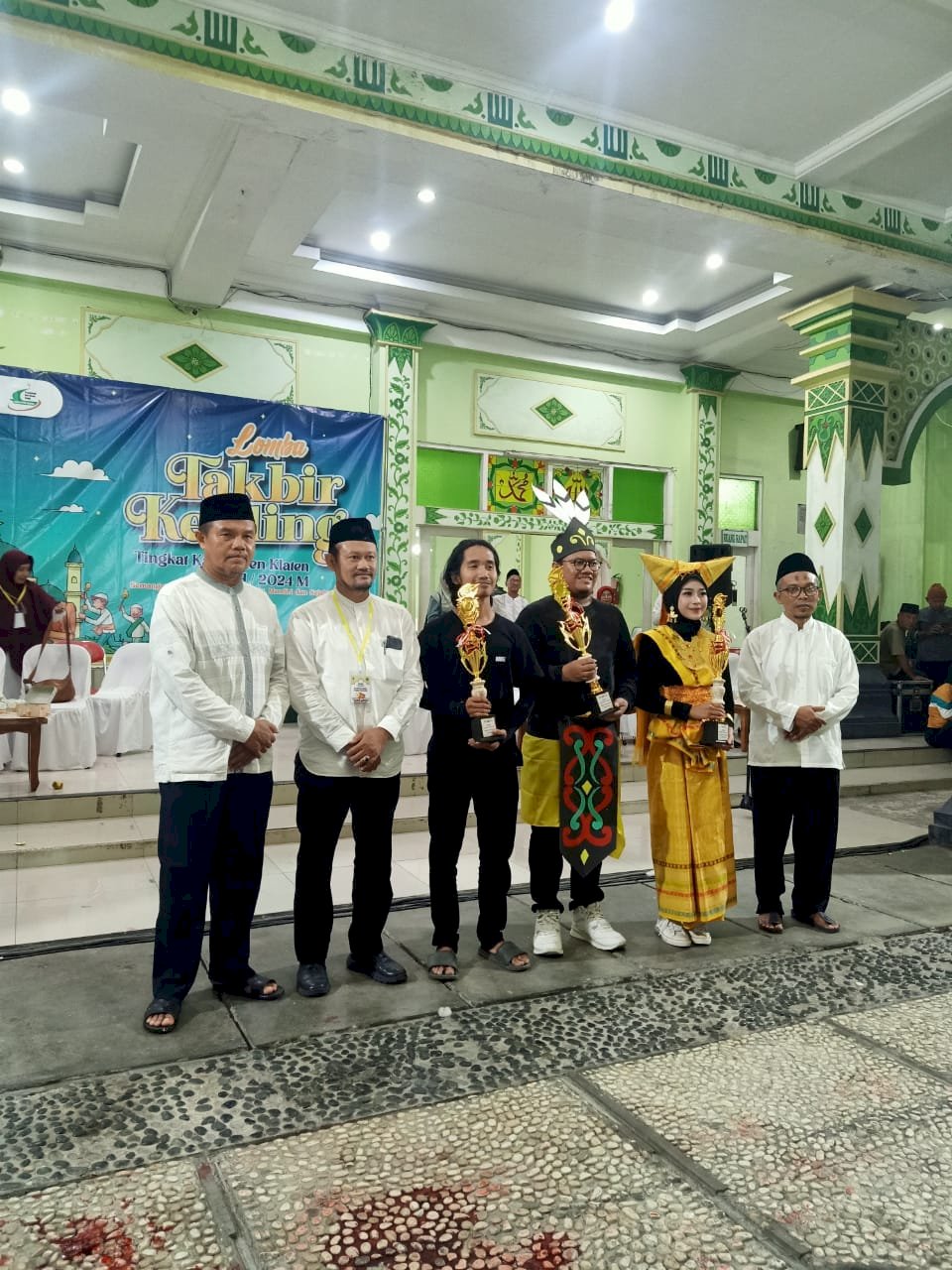 Kecamatan Klaten Selatan Juara 1 Lomba Takbir Keliling 1445 H