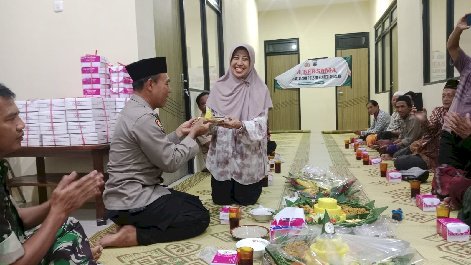  Syukuran Kantor Baru Polsek Klaten Selatan dihadiri Ibu Camat dan Forkompincam