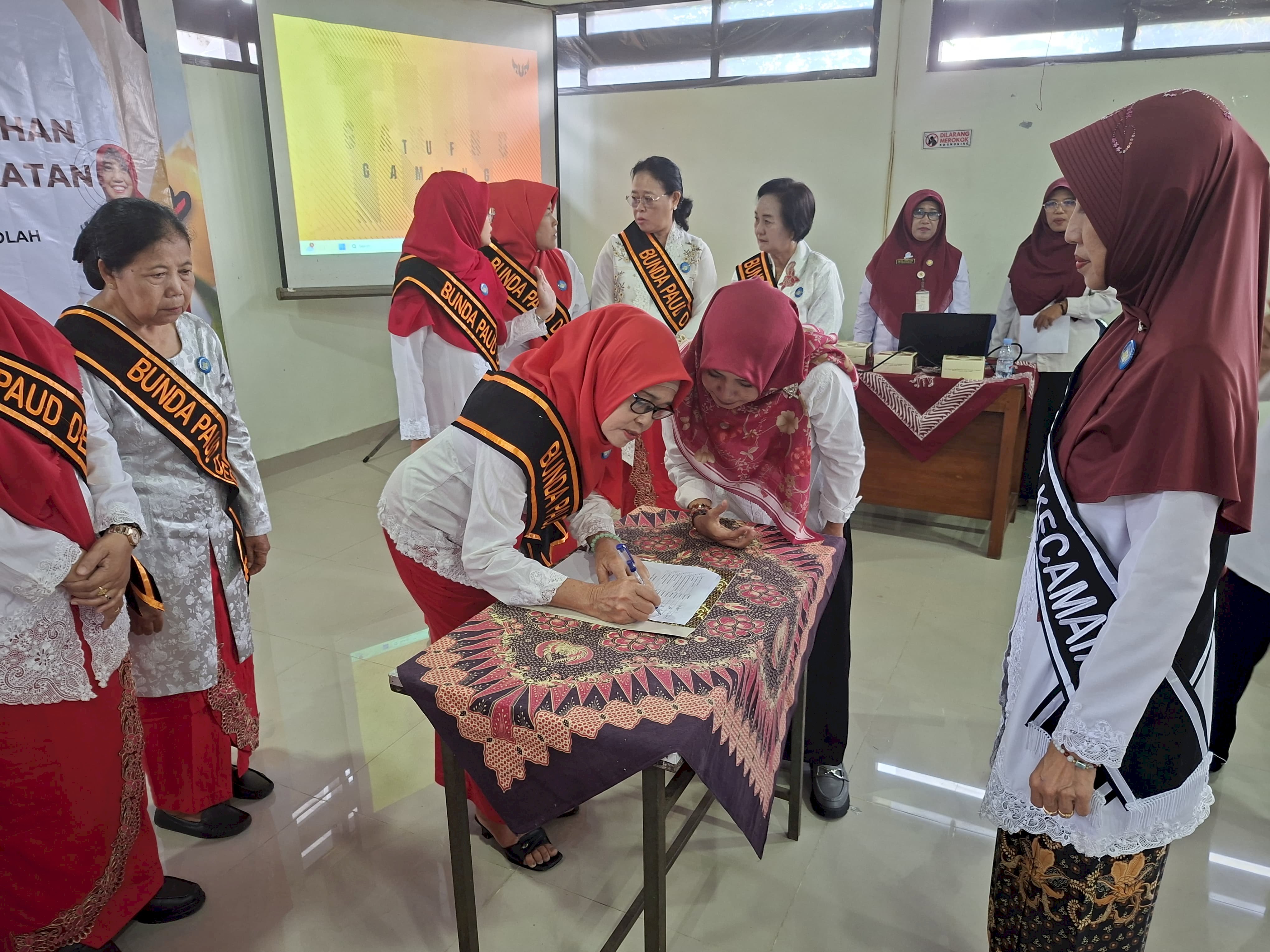 Pengukuhan Bunda PAUD Desa dan Kelurahan Se-Kecamatan Klaten Selatan Tahun 2025
