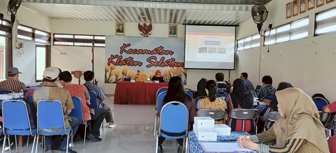 Klaten Selatan Tingkatkan Kapasitas Aparatur Desa Melalui Refresh Prodeskel, Epdeskel, dan Sipades