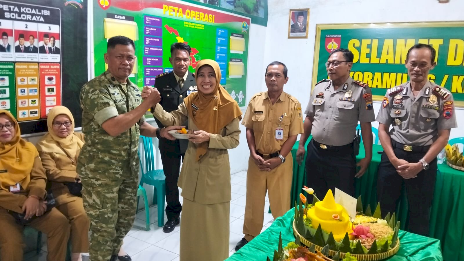 Camat Klaten Selatan Laksanakan Anjangsana ke Koramil 06 Kebonarum dalam Rangka HUT ke-81 TNI